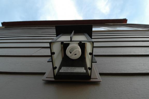 CFL bulb in exterior fixture